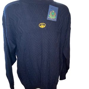 NWT Mens’s large Blarney Castle designs sweater.